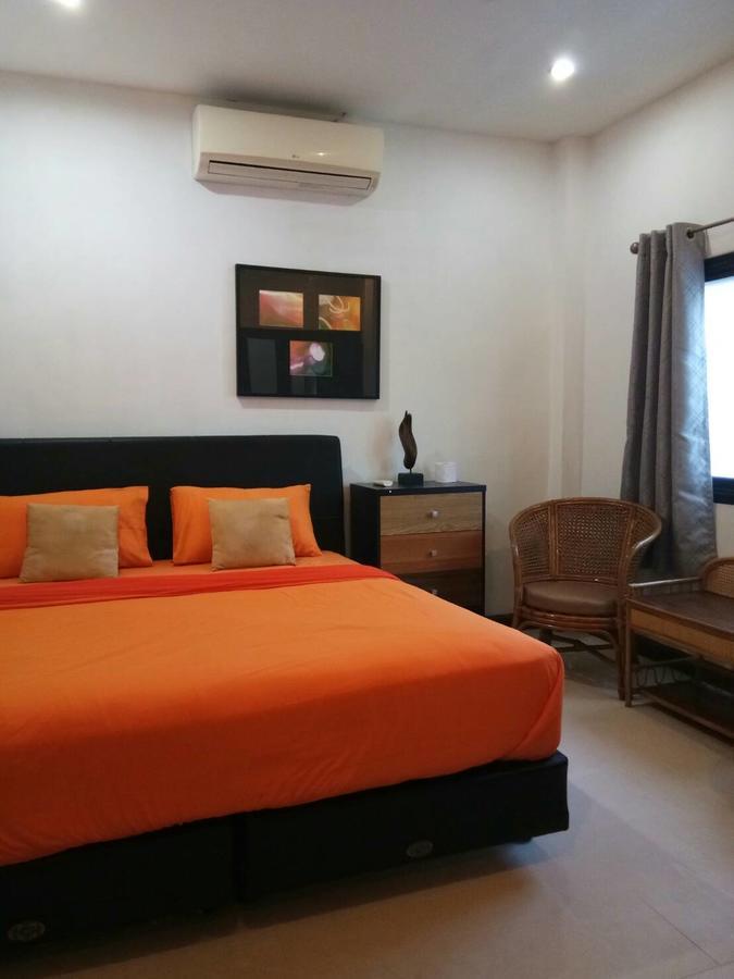 The Corner Transit Hostel เกาะสมุย ภายนอก รูปภาพ