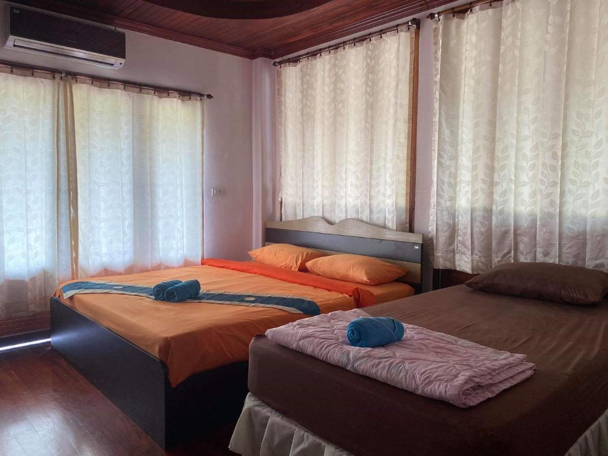 The Corner Transit Hostel เกาะสมุย ภายนอก รูปภาพ